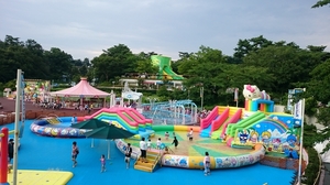 西武園ゆうえんちプール「キティと一緒に水遊び」の体験レポート