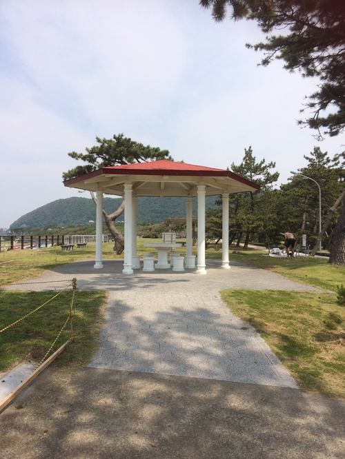 神奈川県立葉山公園 青い空と海がすぐそこに 子供から大人まで楽しめる県立公園 の体験レポート Kids Play キッズプレイ