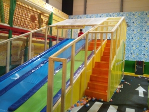 ラウンドワン スタジアム ららぽーと新三郷店 スポッチャ のおすすめポイントや地図 体験レポート1件 3 1 Kids Play キッズプレイ