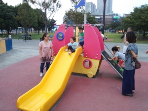 区立豊洲公園 すごい子供率 でもそれが楽しそう の体験レポート Kids Play キッズプレイ