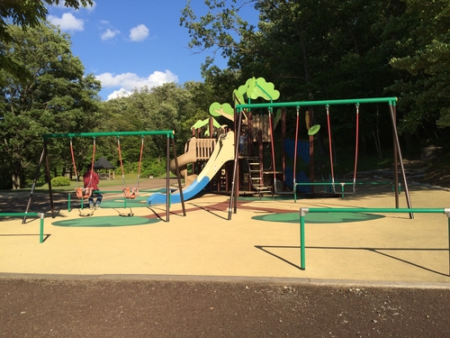 逢瀬公園 緑化センター 大型遊具 ロング滑り台 緑たくさん ランク上位 の体験レポート Kids Play キッズプレイ